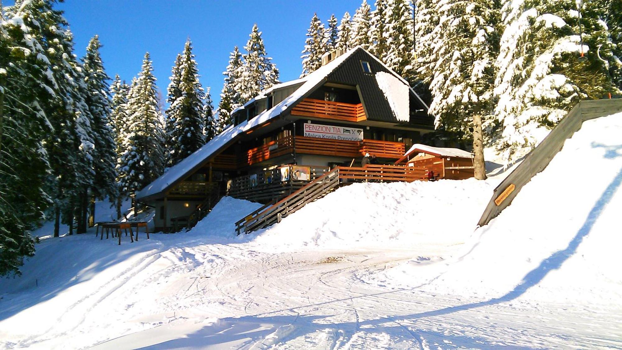 Accommodation And Restaurant Tia Cerklje na Gorenjskem Exterior photo